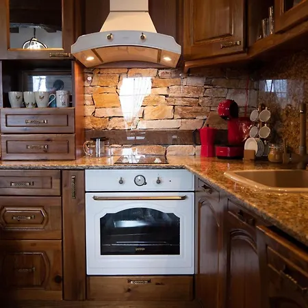 Villa Little Bird Residency - Luxury In Lesten