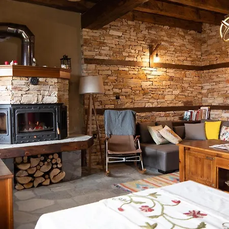Little Bird Residency - Luxury In Villa Lesjten