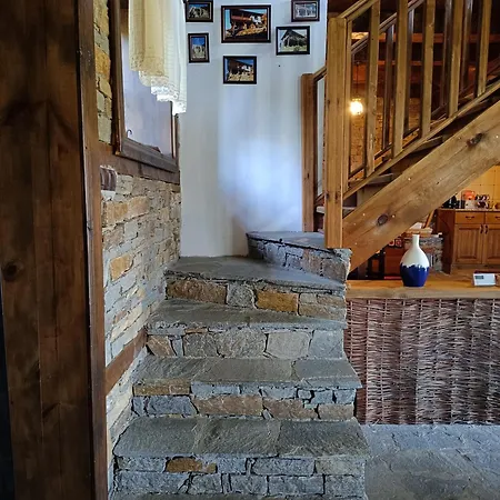 Little Bird Residency - Luxury In Lesjten