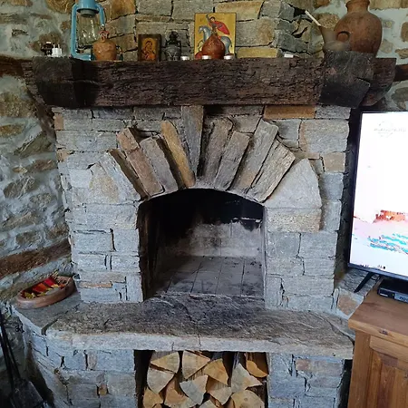 Villa Little Bird Residency - Luxury In Lesjten